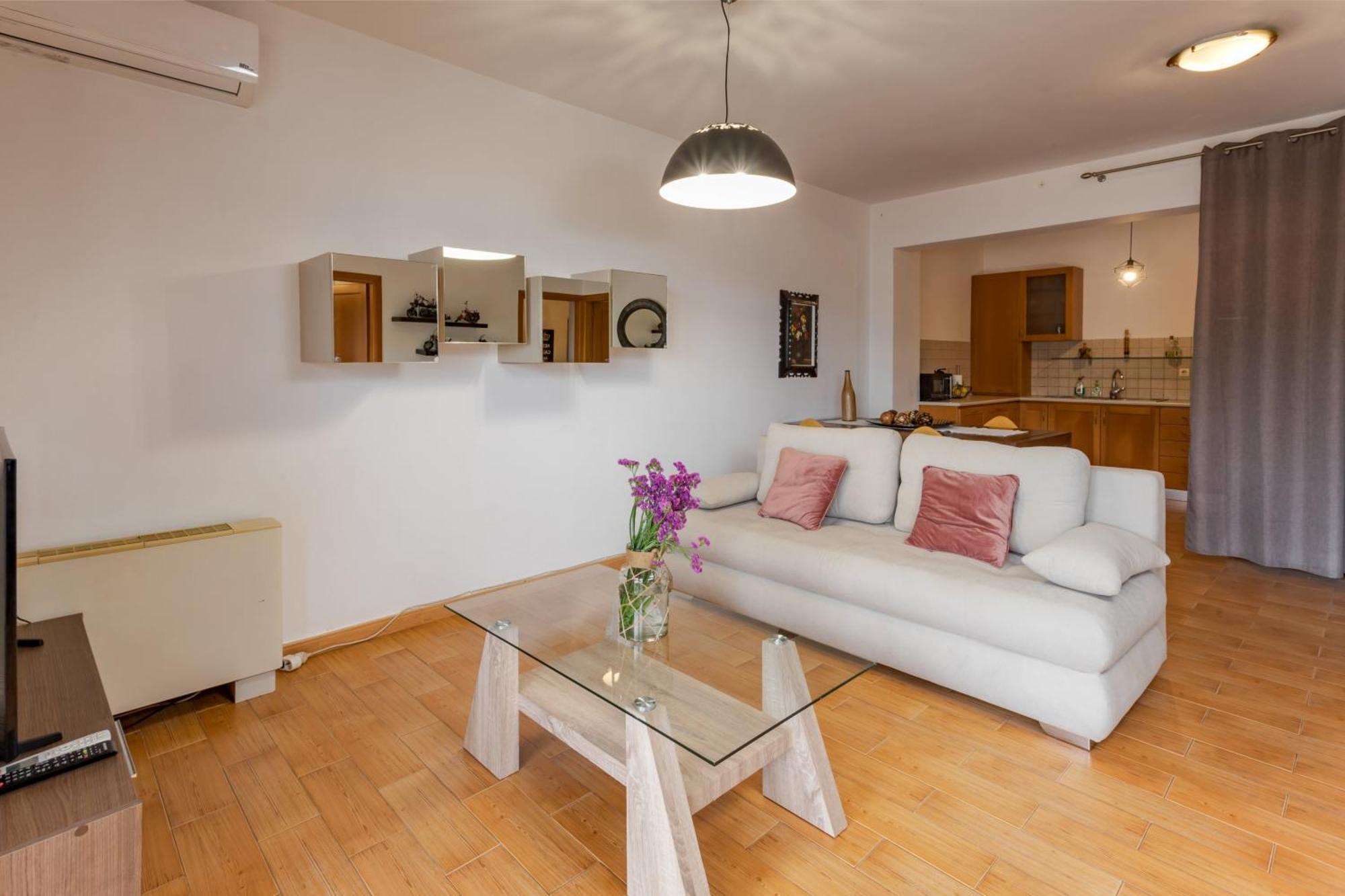 Zen Serenity Retreat With Great Outdoors, Pool & Parking Aptera Екстер'єр фото